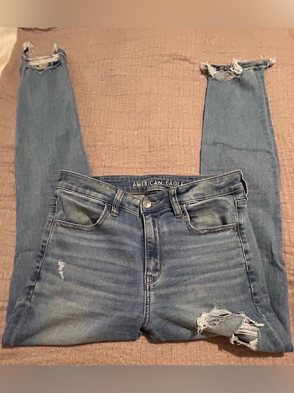 American Eagle Outfitters Women's Light Blue Distressed Jeans-Size 8 EC
